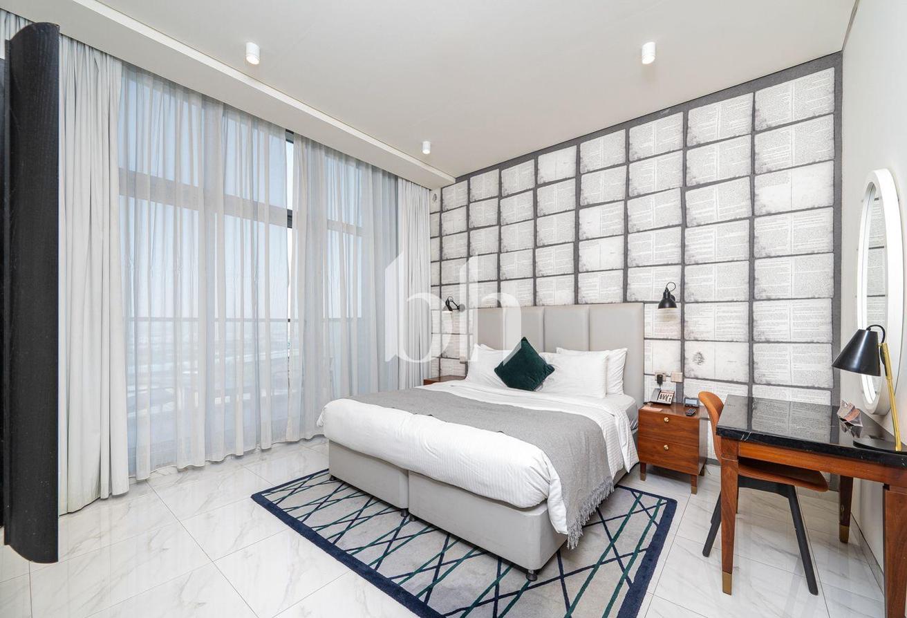 Upgraded 1BR Apt | Furnished | Prime Location photo 6
