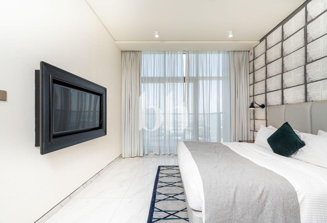 Upgraded 1BR Apt | Furnished | Prime Location photo 8