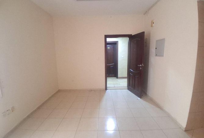 82353211 - Property Image 2