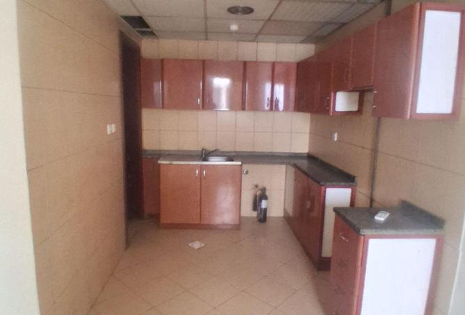 82353211 - Property Image 3