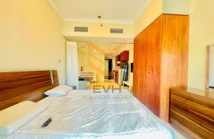 Apartment - 1 Bathroom for rent in Lake View Tower - JLT Cluster B - Jumeirah Lake Towers - Dubai