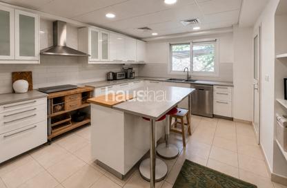 Villa - 3 - 3 for rent in Meadows 6 - Meadows - Dubai Villa - 3 - 3 for rent in Meadows 6 - Meadows - Dubai