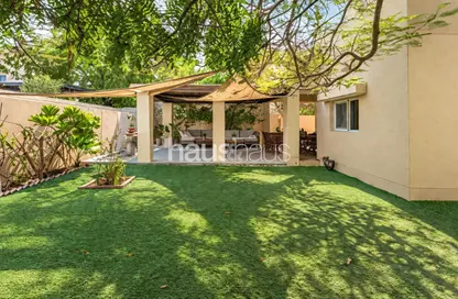 Villa - 3 Bedrooms - 3 Bathrooms for rent in Meadows 6 - Meadows - Dubai