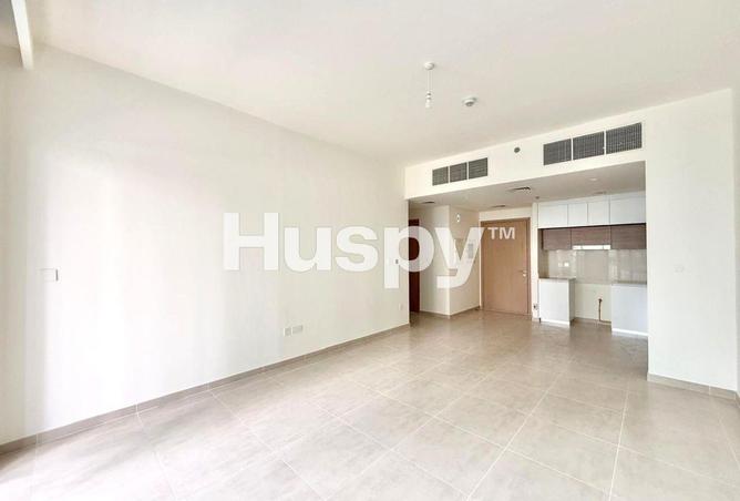 Vacant I Community View I Low Floor