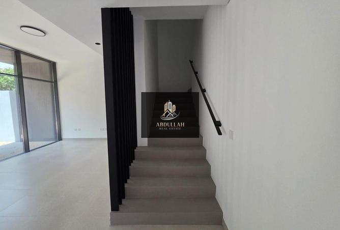 77401893 - Property Image 3