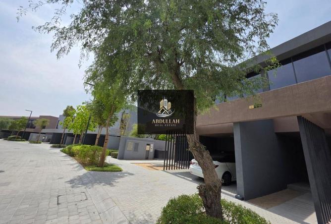 77401893 - Property Image 2