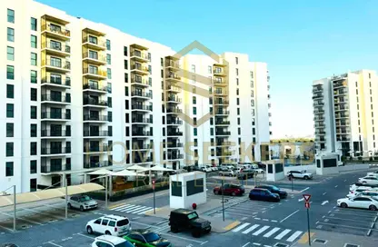 Apartment - 2 Bedrooms - 2 Bathrooms for rent in Waters Edge - Yas Island - Abu Dhabi