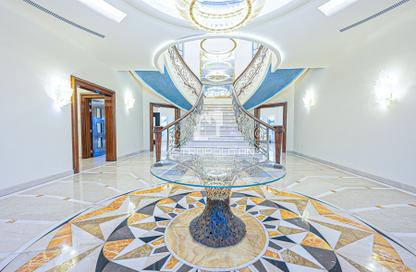 Villa - 7+ - 7+ for rent in Sector E - Emirates Hills - Dubai