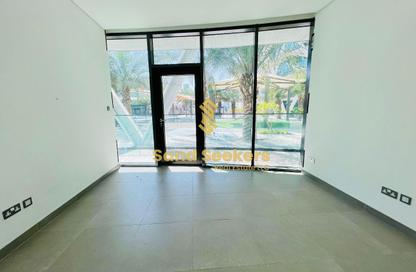 Apartment - 2 Bedrooms - 4 Bathrooms for rent in Waterfront Residential Towers - Tourist Club Area - Abu Dhabi
