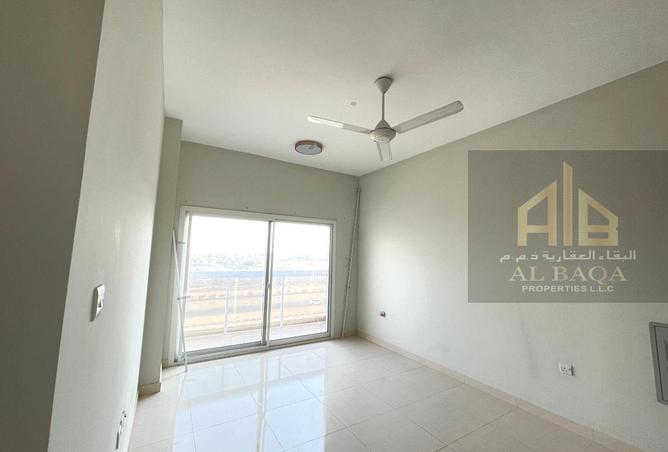87453053 - صورة العقار 3