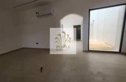 Townhouse - 3 Bedrooms - 5 Bathrooms for rent in Al Zaheya Gardens - Al Zahya - Ajman