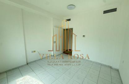 Apartment - 2 - 2 for rent in Abu shagara - Sharjah