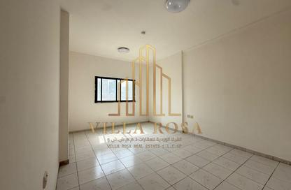 Apartment - 2 - 2 for rent in Abu shagara - Sharjah