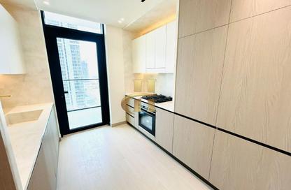 شقة - غرفة نوم - 2 حمامات للايجار في بن غاطي أبيكس - الضاحية 10 - قرية جميرا الدائرية - دبي شقة - غرفة نوم - 2 حمامات للايجار في بن غاطي أبيكس - الضاحية 10 - قرية جميرا الدائرية - دبي