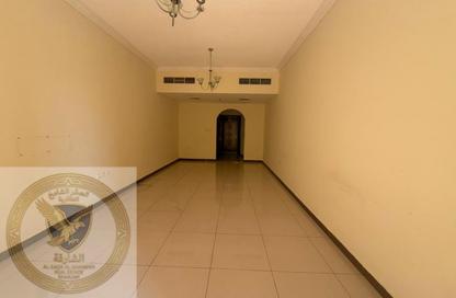 Apartment - 2 Bedrooms - 3 Bathrooms for rent in Qasimia 10 building - Al Mahatta - Al Qasimia - Sharjah