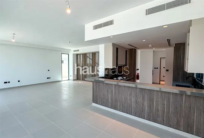 151892445 - Property Image 2