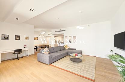 Apartment - 3 Bedrooms - 4 Bathrooms for sale in Rimal 1 - Rimal - Jumeirah Beach Residence - Dubai