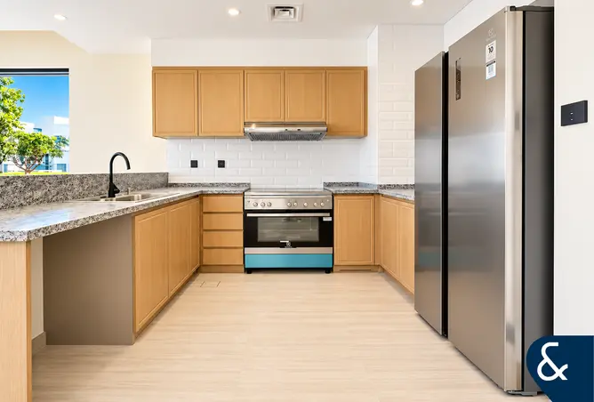 156916014 - Property Image 2