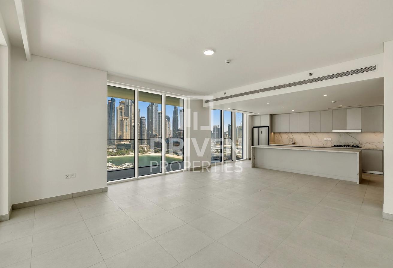 Corner Unit | Spacious Layout | Premium Area photo 5
