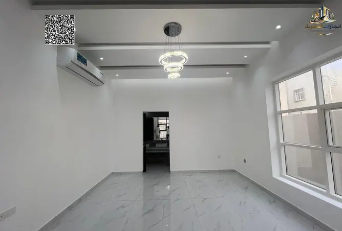 160984900 - Property Image 3