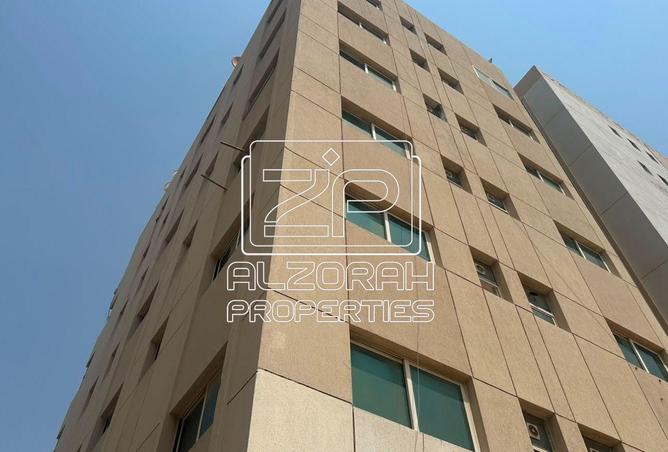 128842923 - Property Image 3