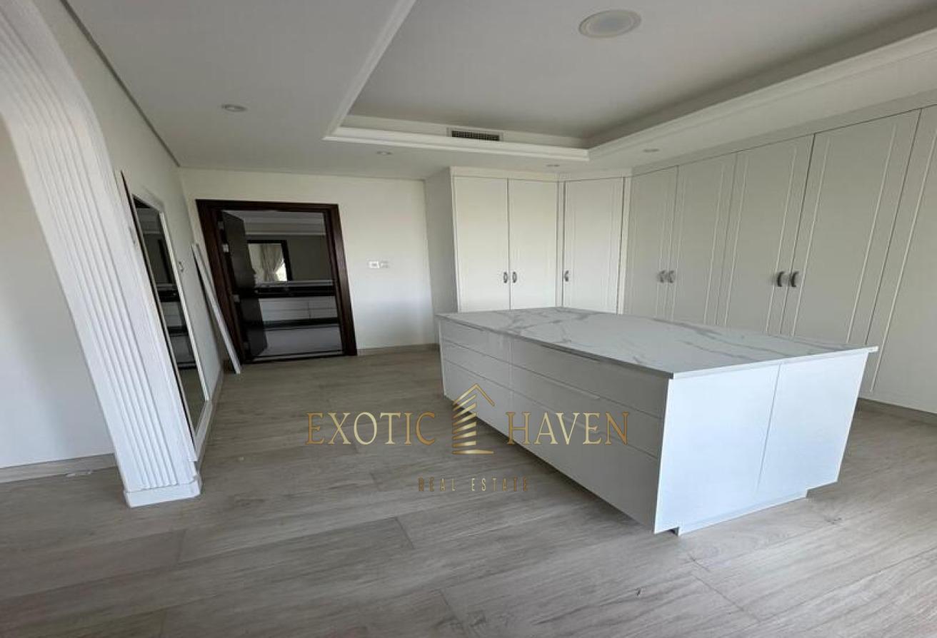 6 BR Villa | Spacious | Prime B Villa photo 4