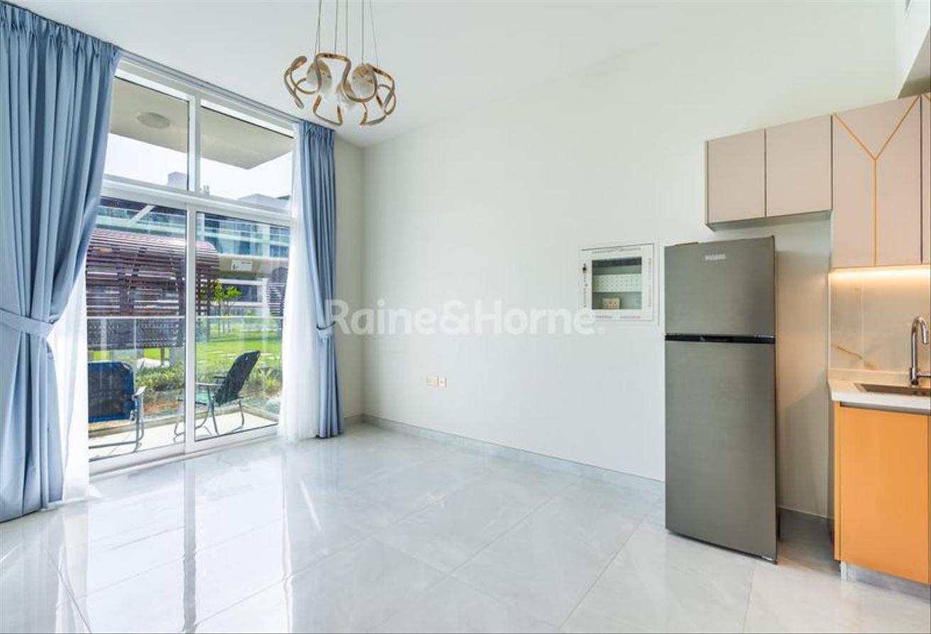 1 Month FREE I Brand New | Low Floor photo 3