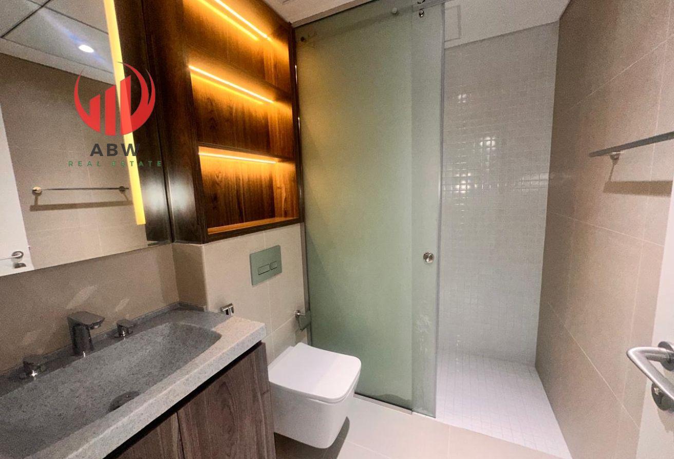 Spacious 1BR Apartment | Prime Location photo 9