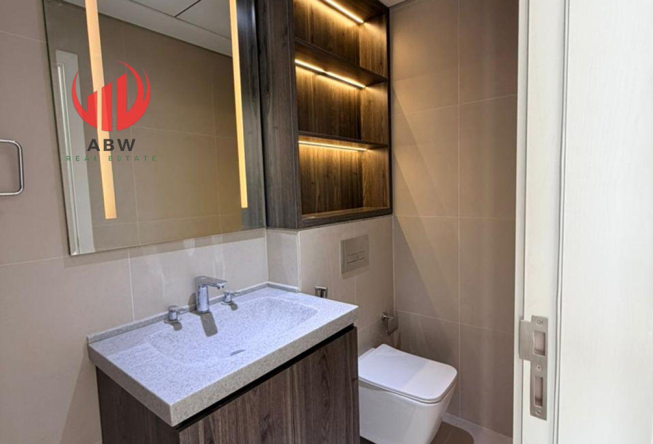 Spacious 1BR Apartment | Prime Location photo 11
