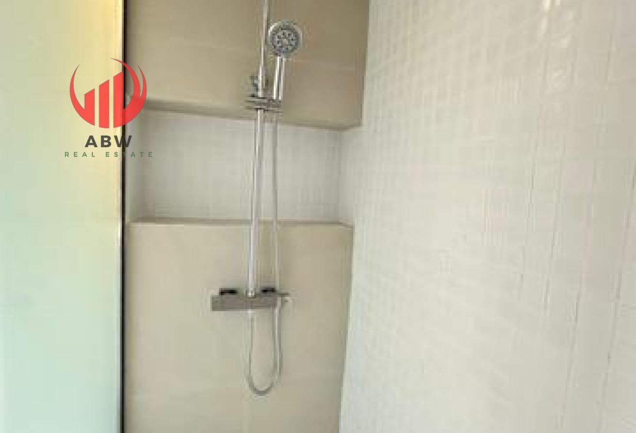 Spacious 1BR Apartment | Prime Location photo 12