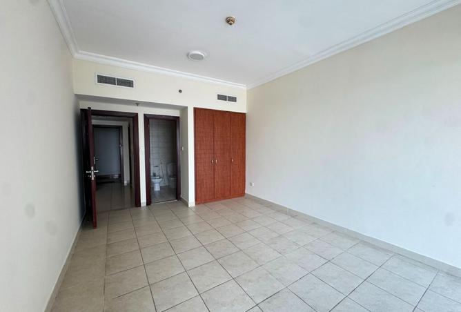 136071643 - Property Image 2