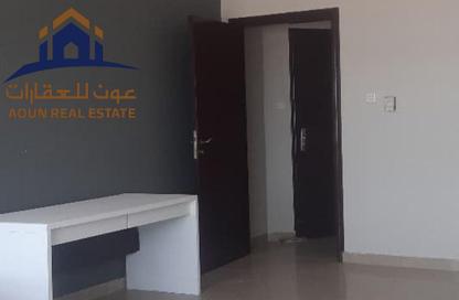 Apartment - 2 Bedrooms - 3 Bathrooms for rent in Thuraya Al Majaz Building - Al Majaz 3 - Al Majaz - Sharjah