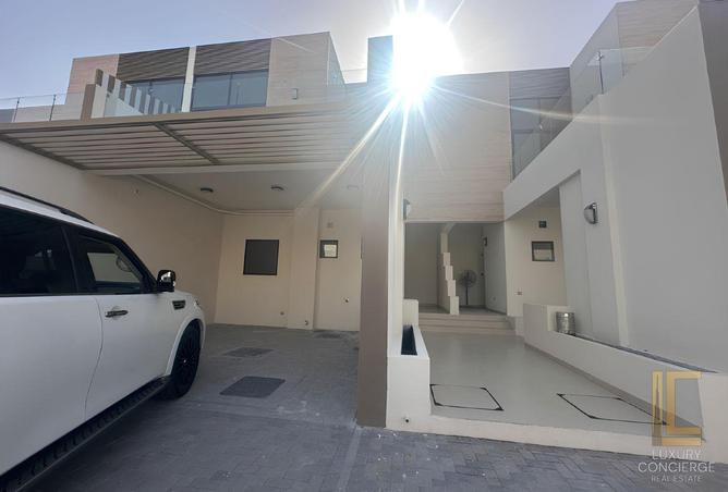 56142630 - Property Image 2