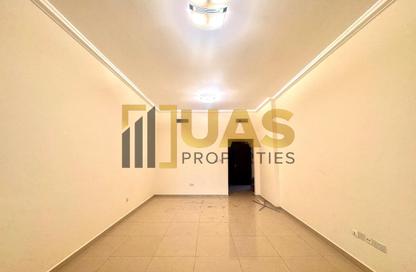 Apartment - 2 - 3 for rent in Al Karama - Bur Dubai - Dubai
