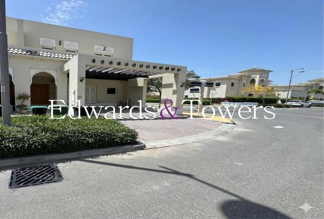 74242532 - Property Image 2