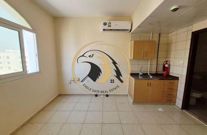 Apartment - Studio - 1 for rent in Fire Station Road - Muwaileh - Sharjah Apartment - Studio - 1 for rent in Fire Station Road - Muwaileh - Sharjah