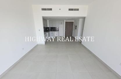Apartment - 2 - 3 for rent in Jawaher Residences 1 - Jawaher Residences - Maryam Island - Al Khan - Sharjah