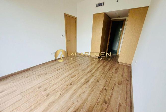 73864368 - صورة العقار 3