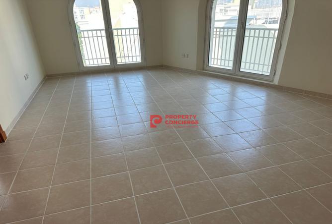 54008426 - Property Image 3