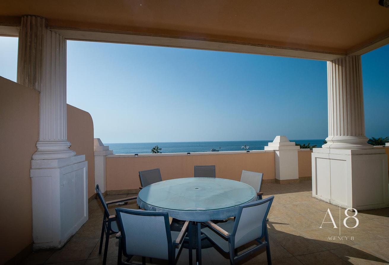 View Now | Huge Unique Terrace | Vacant photo 18