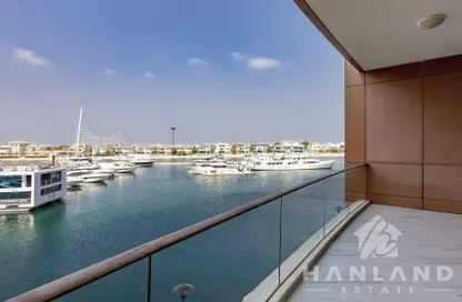 Apartment - 3 Bedrooms - 4 Bathrooms for rent in Aquamarine - Tiara Residences - Palm Jumeirah - Dubai
