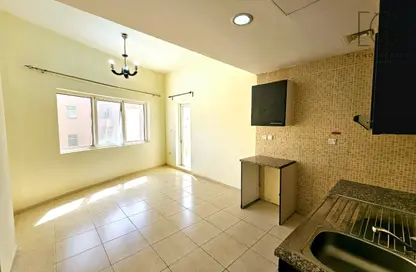 Apartment - 1 Bathroom for rent in Silicon Gates 2 - Silicon Gates - Dubai Silicon Oasis - Dubai Apartment - 1 Bathroom for rent in Silicon Gates 2 - Silicon Gates - Dubai Silicon Oasis - Dubai