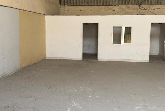 83212141 - Property Image 3