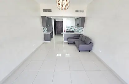 Apartment - Studio - 1 Bathroom for rent in Al Zahia Garden Apartments - Al Zahia - Muwaileh Commercial - Sharjah