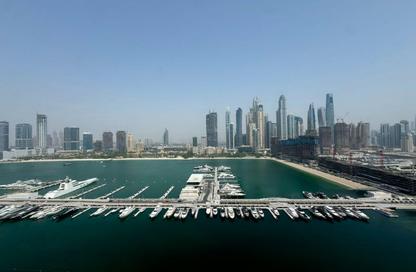 Apartment - 2 Bedrooms - 2 Bathrooms for rent in Marina Vista Tower 2 - Marina Vista - Emaar Beachfront - Dubai Harbour - Dubai