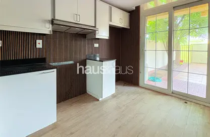 Villa - 2 Bedrooms - 3 Bathrooms for rent in Springs 10 - The Springs - Dubai