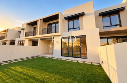 Townhouse - 4 - 5 for rent in Jebel Ali Village Townhouses - Jebel Ali Village - Jebel Ali - Dubai