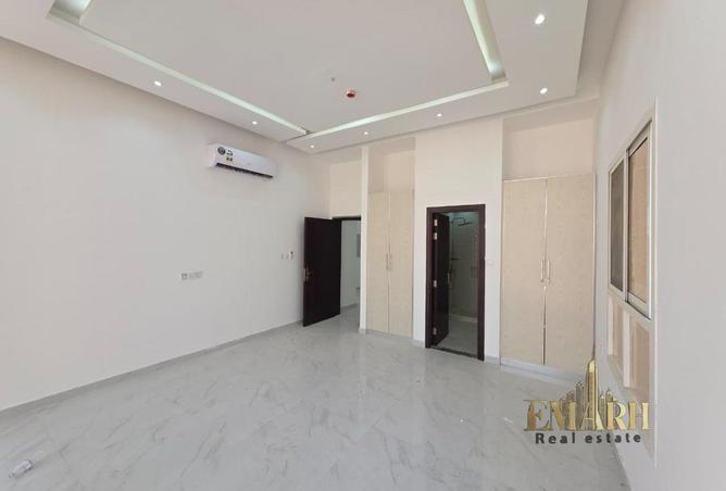 82388104 - Property Image 2