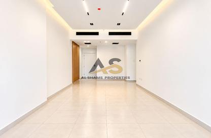 Apartment - 2 - 3 for rent in Al Amir Abdullah Building - International City Phase 2 (Al Warsan 4) - Dubai