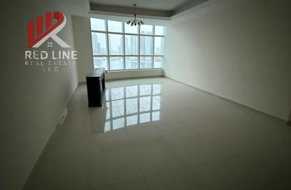 Apartment - 3 Bedrooms - 3 Bathrooms for rent in Al Khan Corniche - Al Khan - Sharjah